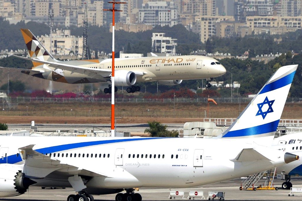 Israel, UAE agree to visa-free travel as ties deepen