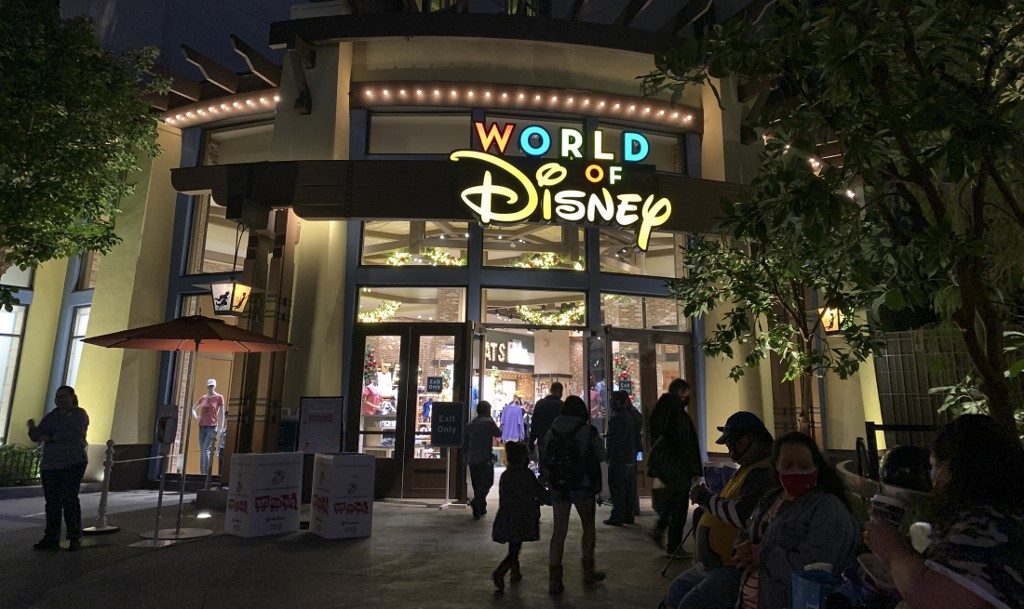 Disney to lay off 32,000 workers in 2021