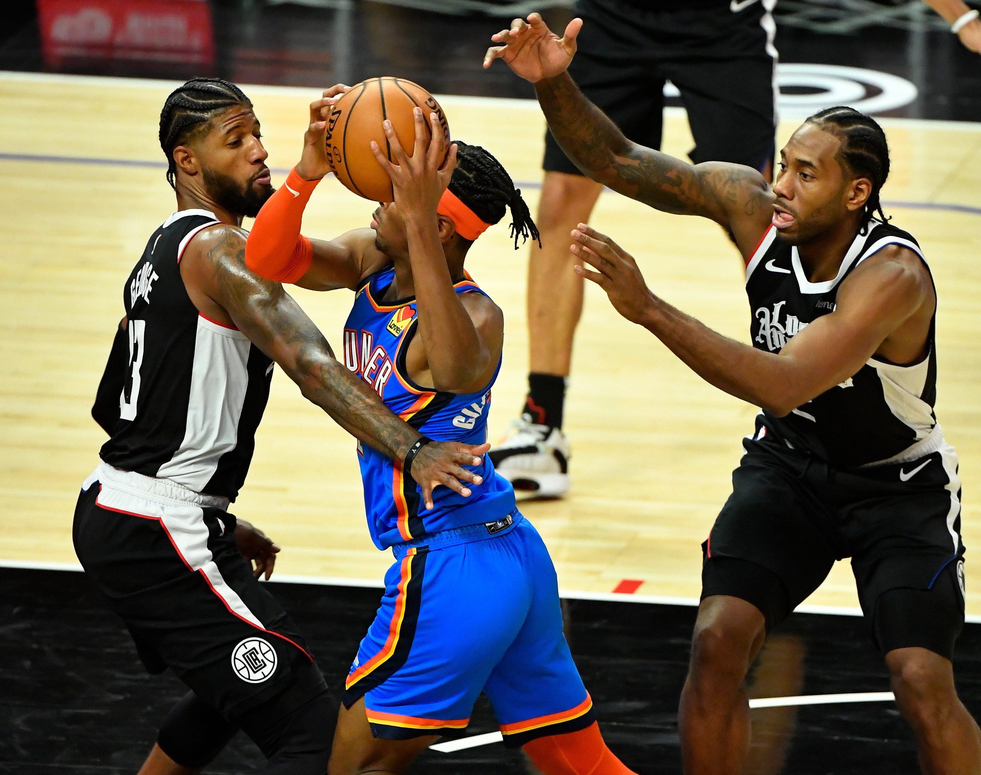 Clippers try to compete without Kawhi Leonard, Paul George - Los