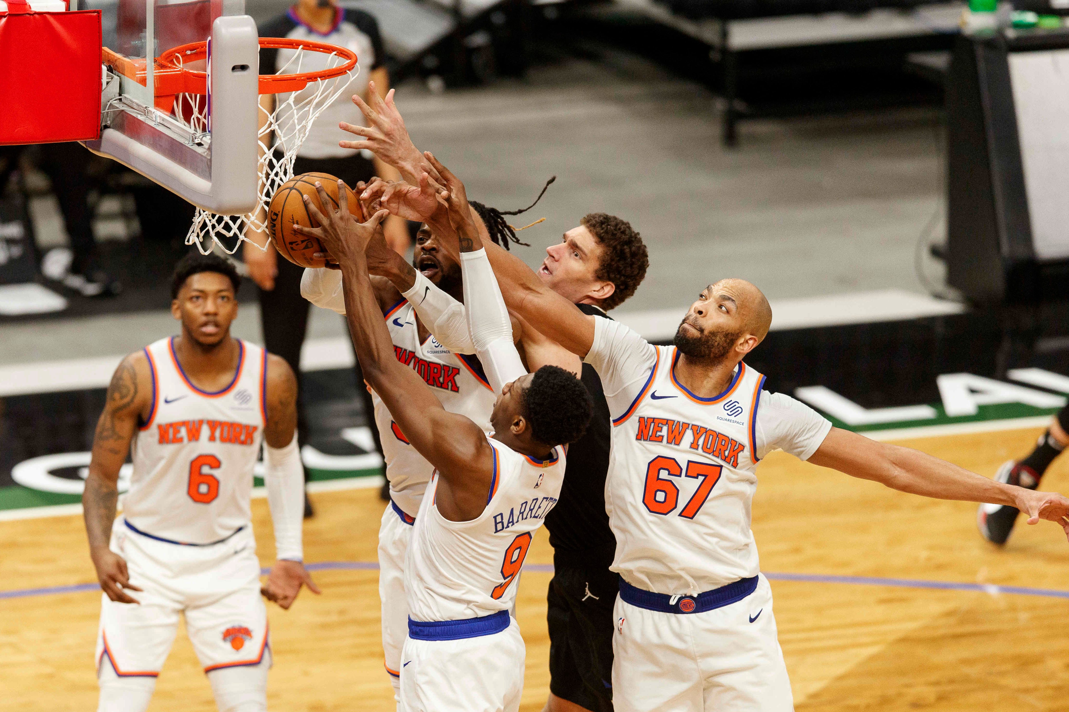Knicks survive comeback bid from shorthanded Bucks