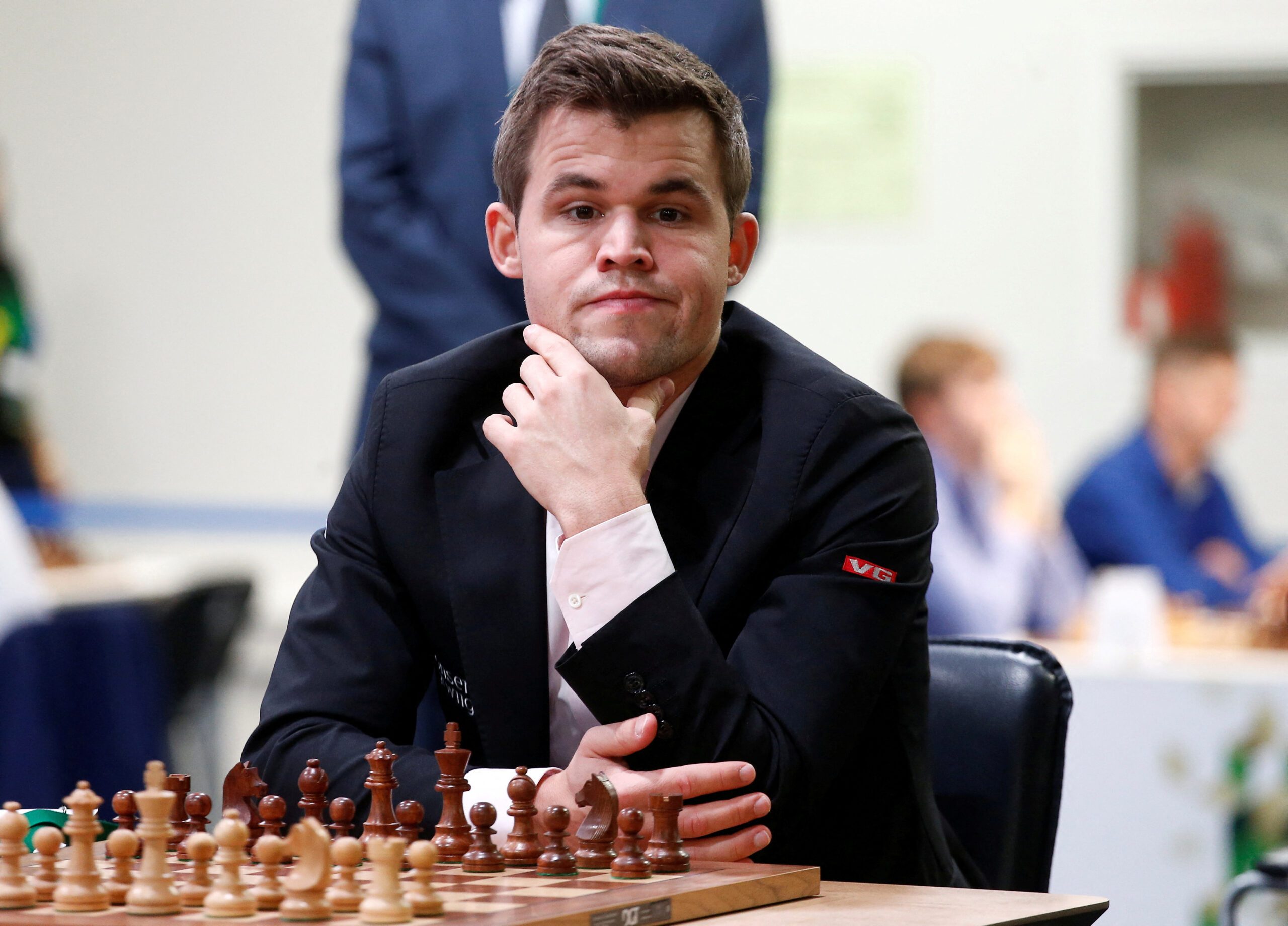 Magnus Carlsen WILL NOT defend his world chess championship title against Ian  Nepomniachtchi next year! 🚫