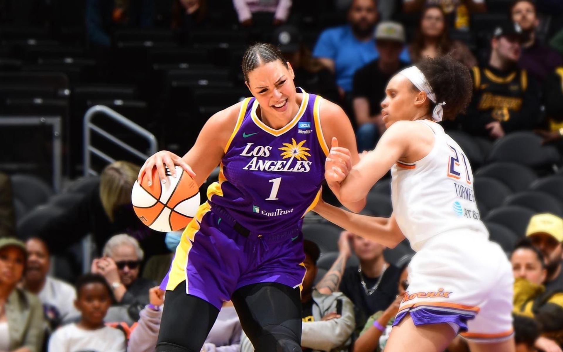 All-Star Liz Cambage to 'step away' from WNBA following LA Sparks departure