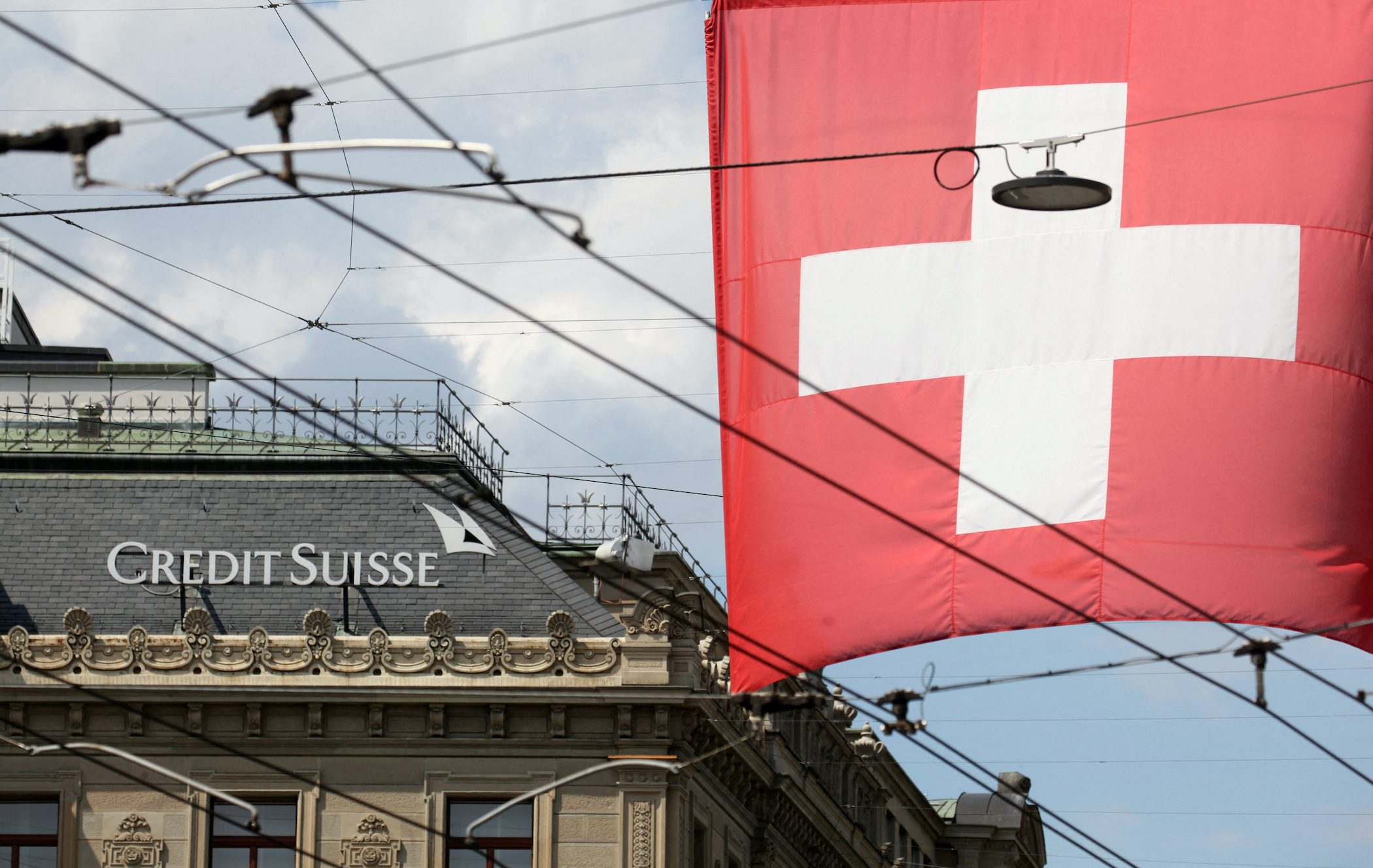 Credit Suisse looking at cutting around 5,000 jobs in cost drive – source