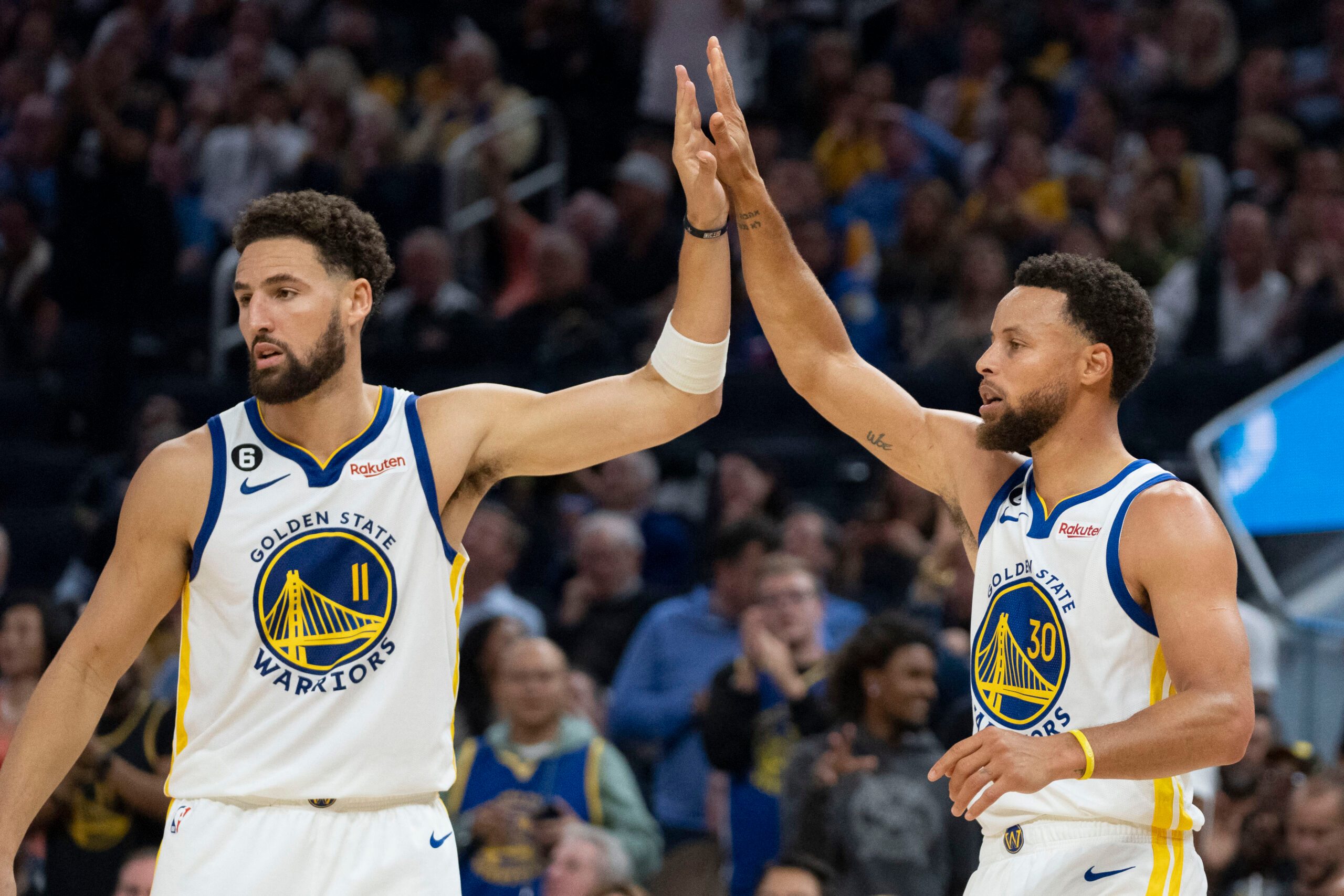 Klay Thompson signs with Mavericks, ending iconic run with Warriors – reports