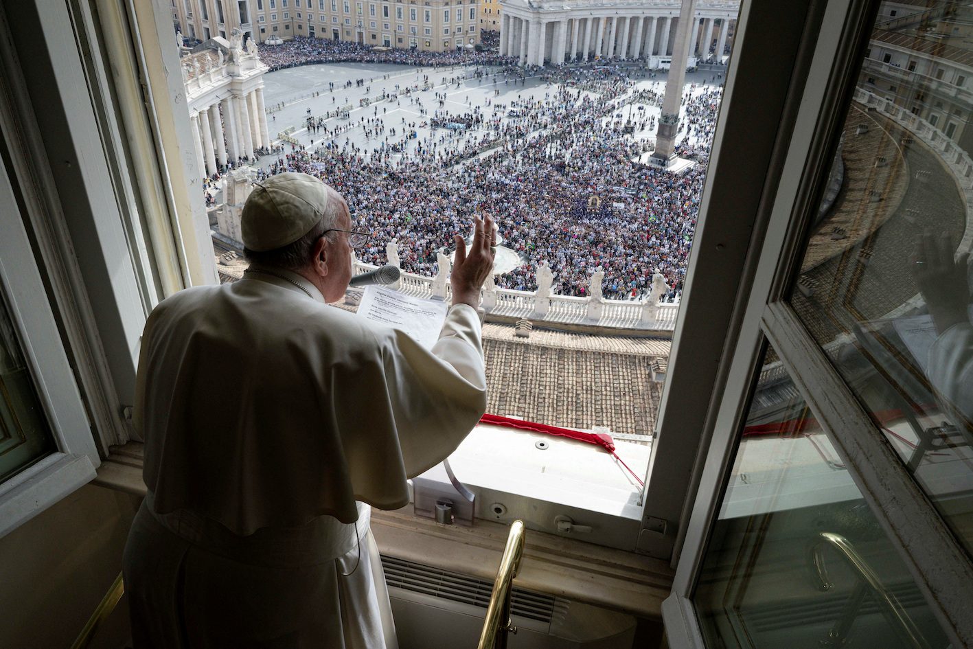 Pope Francis should punish ‘heretical’ German bishops, cardinal says