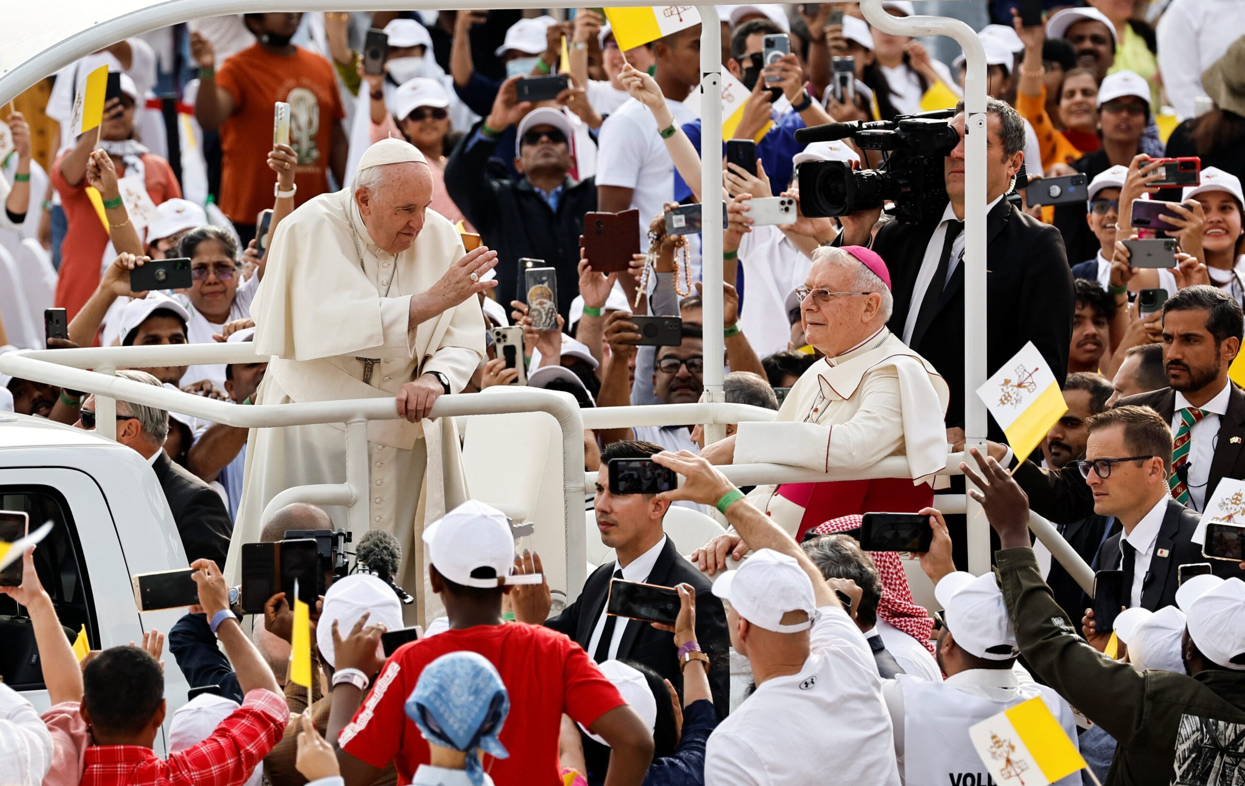 Pope Francis thrills small Gulf Catholic community with big Mass