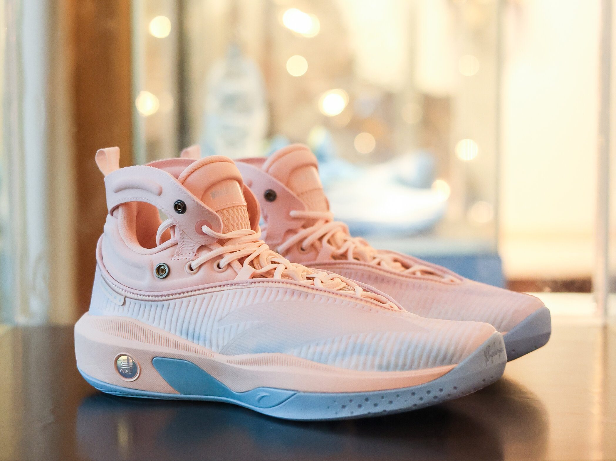 Klay Thompson's new signature shoes is unveiled : r/warriors