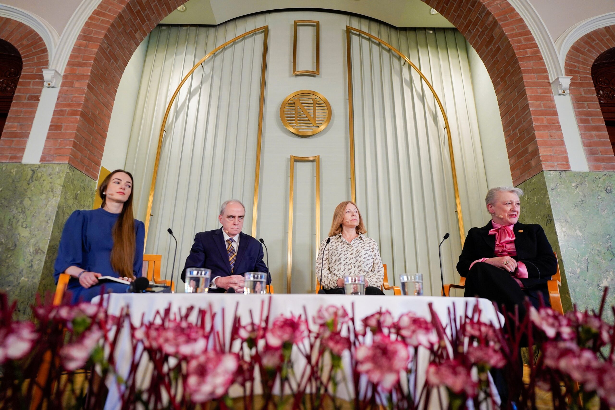 Nobel awards to take place in Stockholm with full glitz and glamor