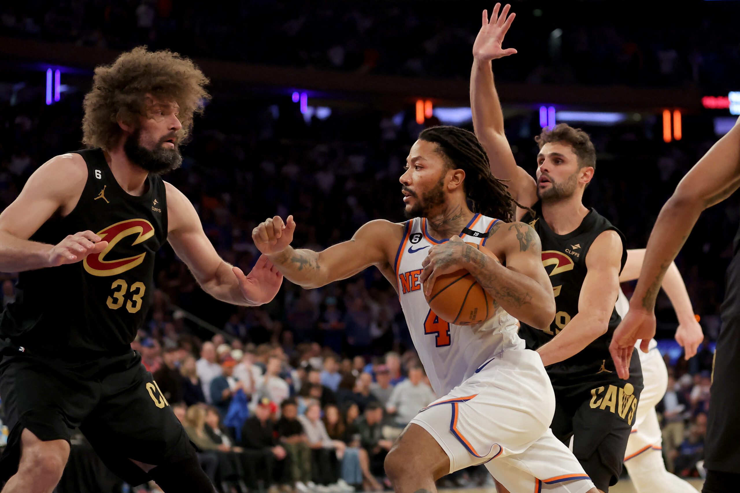 Knicks move closer to playoffs behind Brunson's 48 vs. Cavs