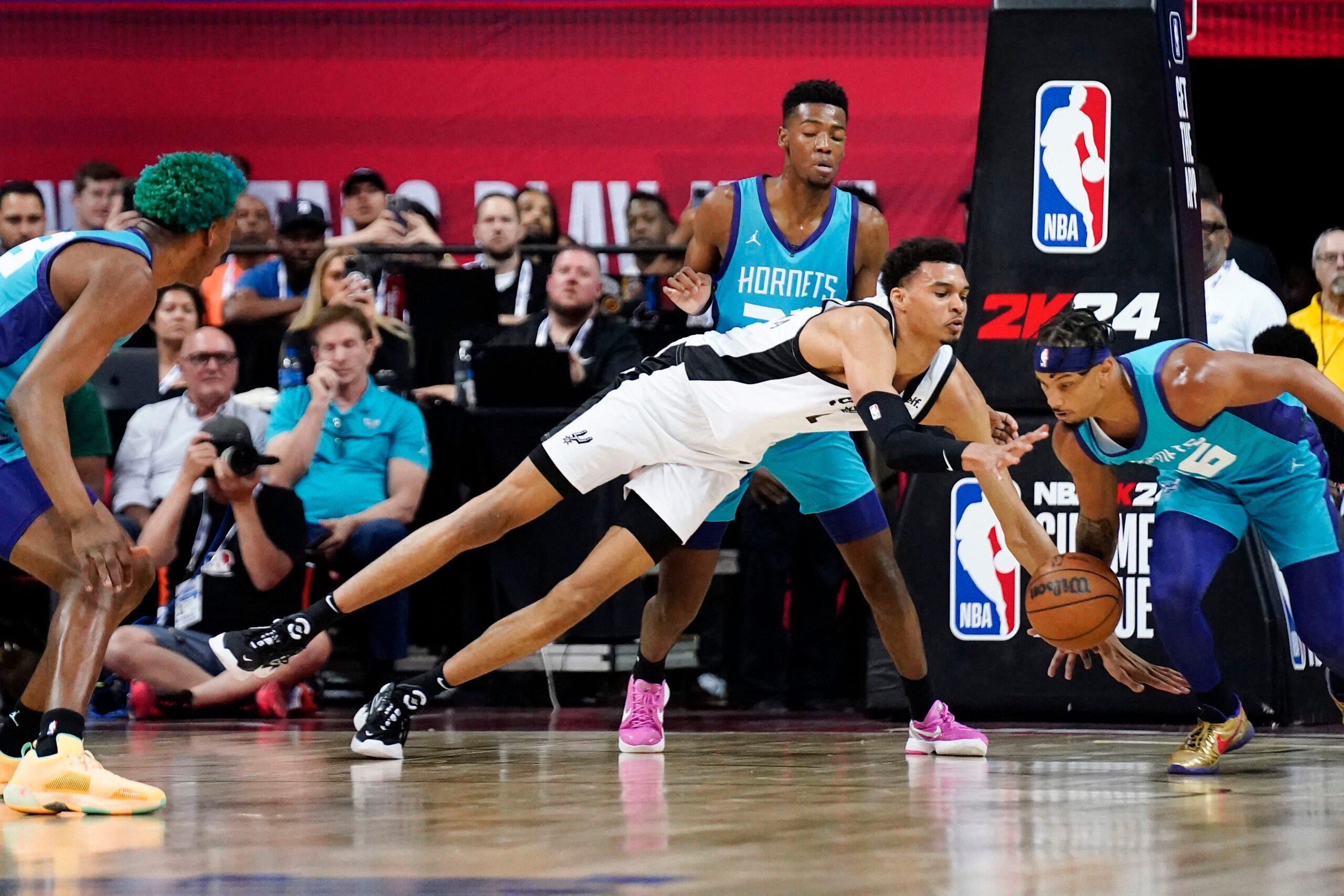 Spurs' Victor Wembanyama drops 27 points in NBA Summer League loss