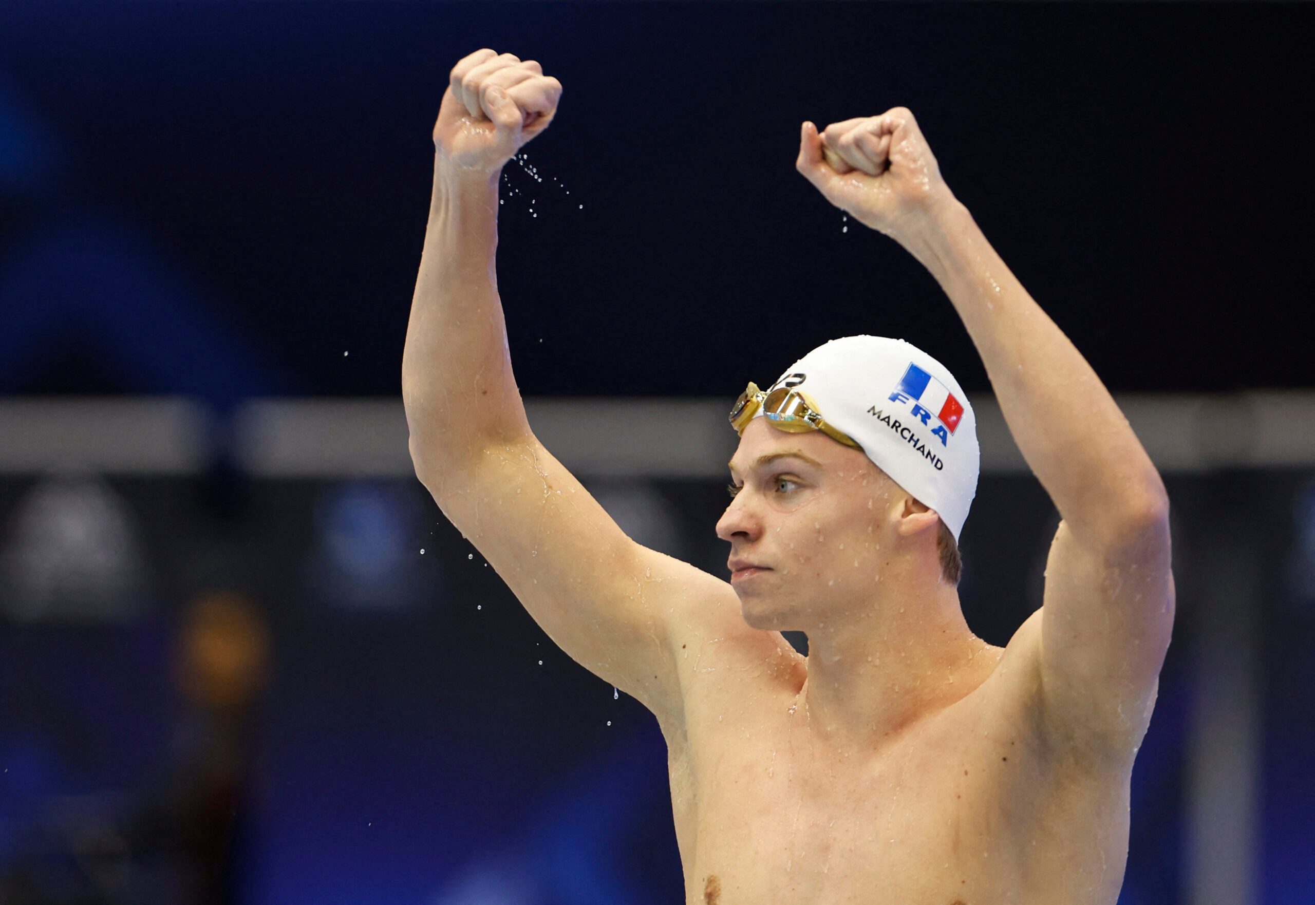 French swimmer breaks his own world record