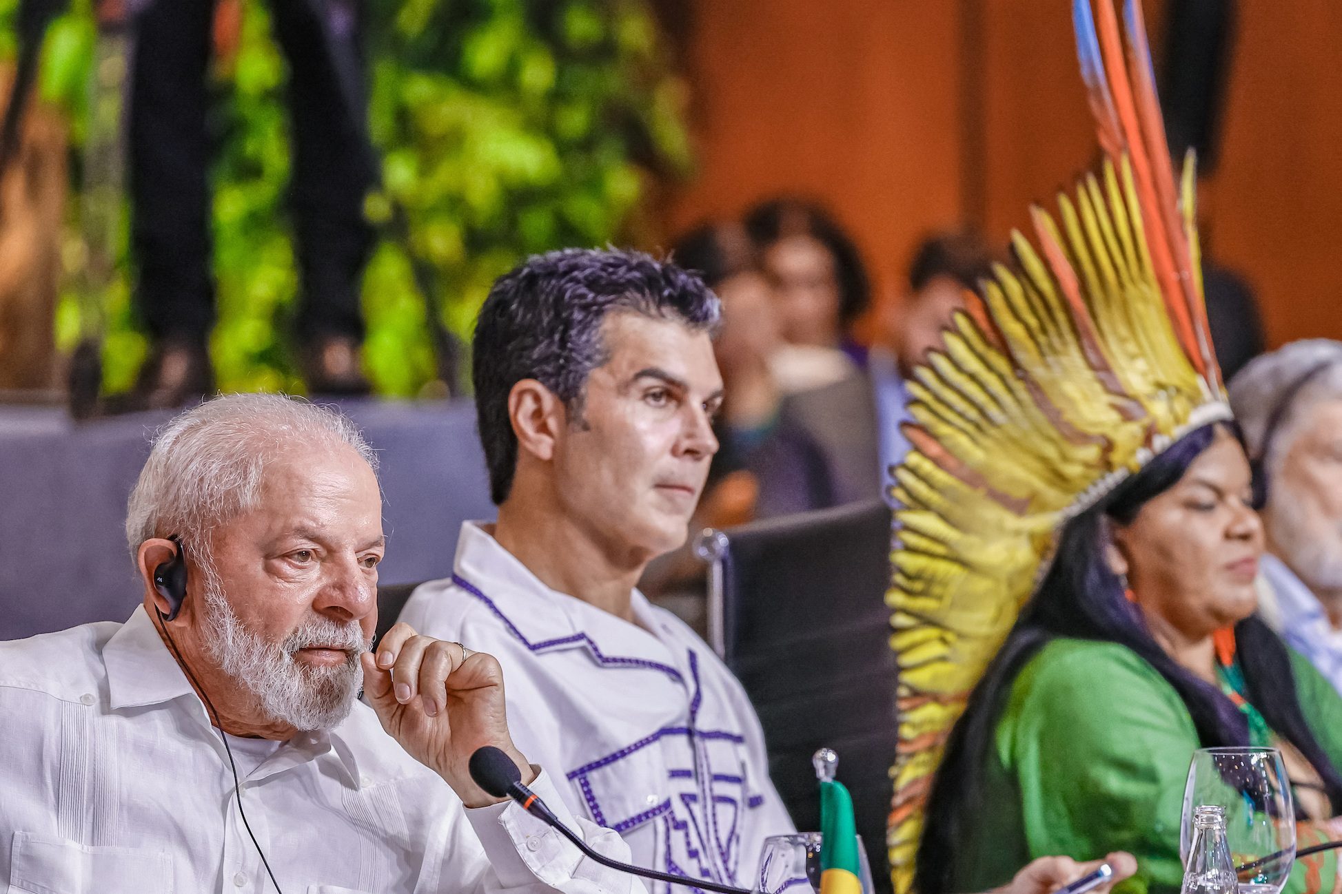 Region Leaders, Led by Lula, Sign a Rainforest Pact - The