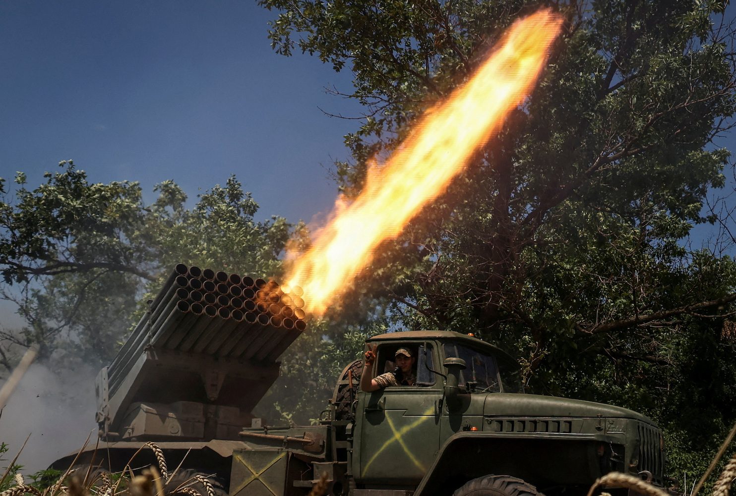 Ukraine troops retake village south of Bakhmut, military says