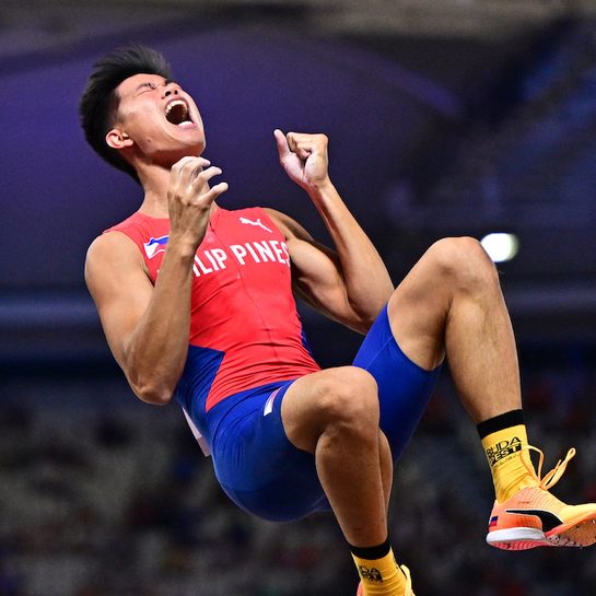 Back in groove: EJ Obiena rules Poland event with year-best vault