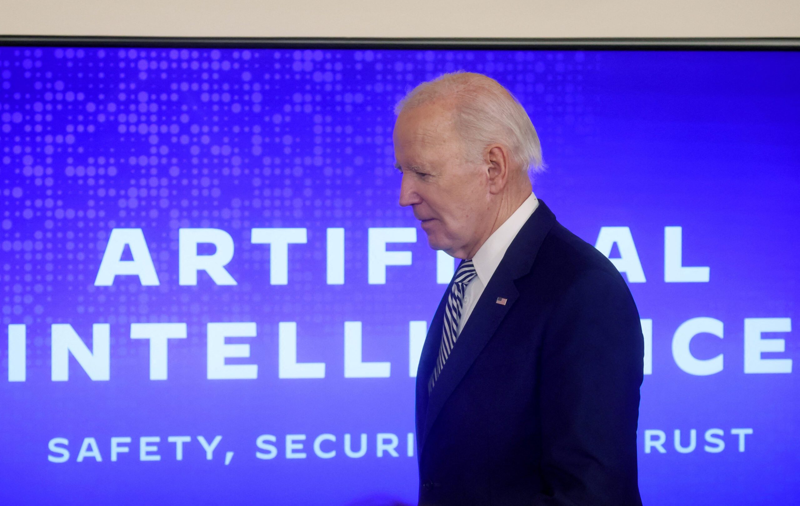 Biden administration aims to cut AI risks with executive order