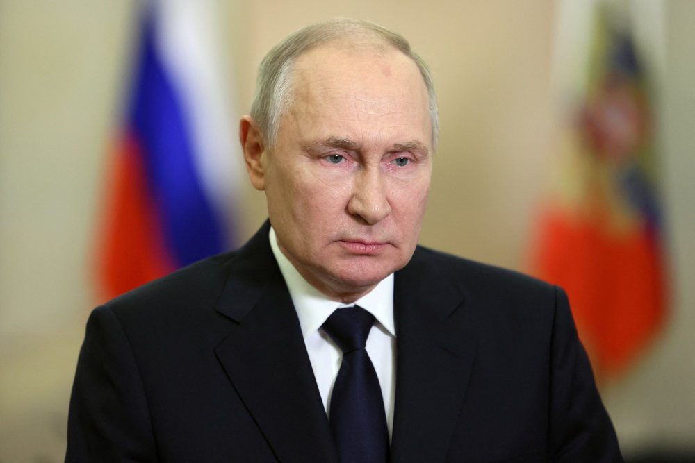Putin may soon say he will run in Russia’s 2024 election – Kommersant
