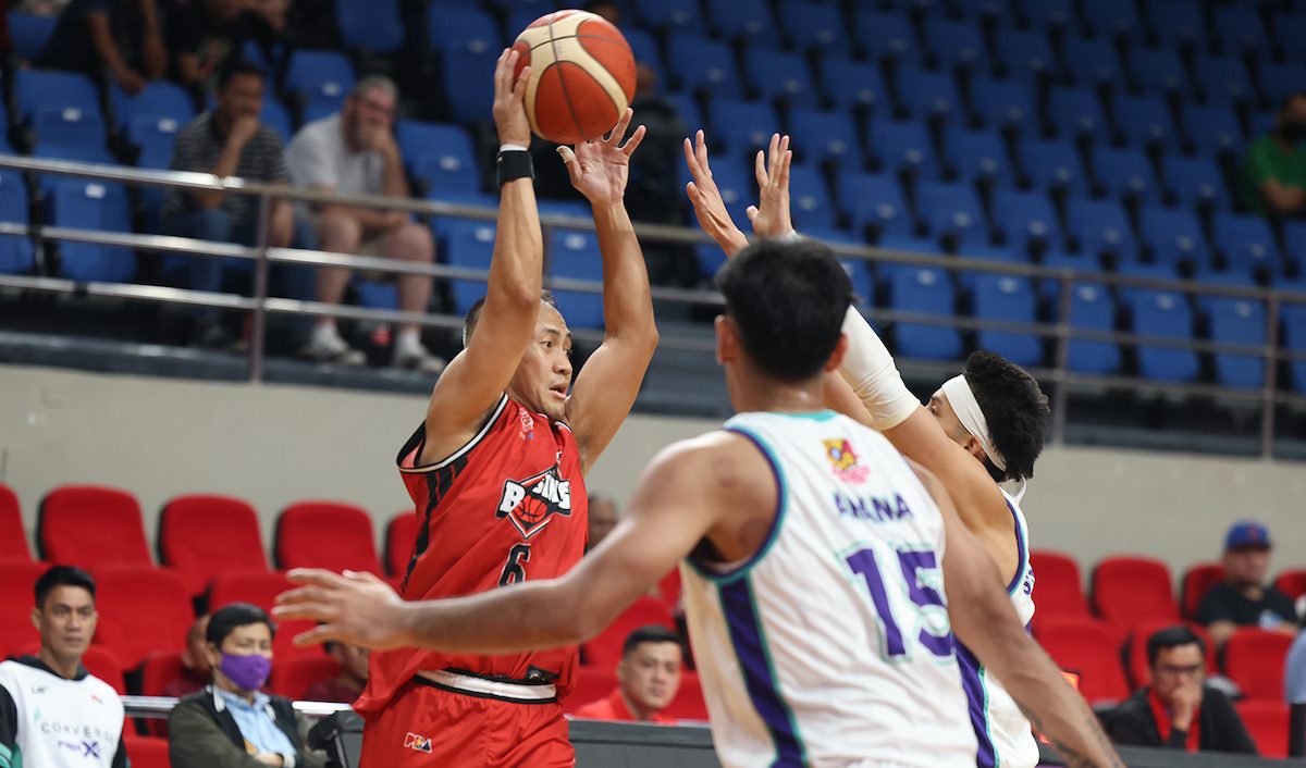 Blackwater routs Converge to end PBA skid even as top draftee Christian David struggles