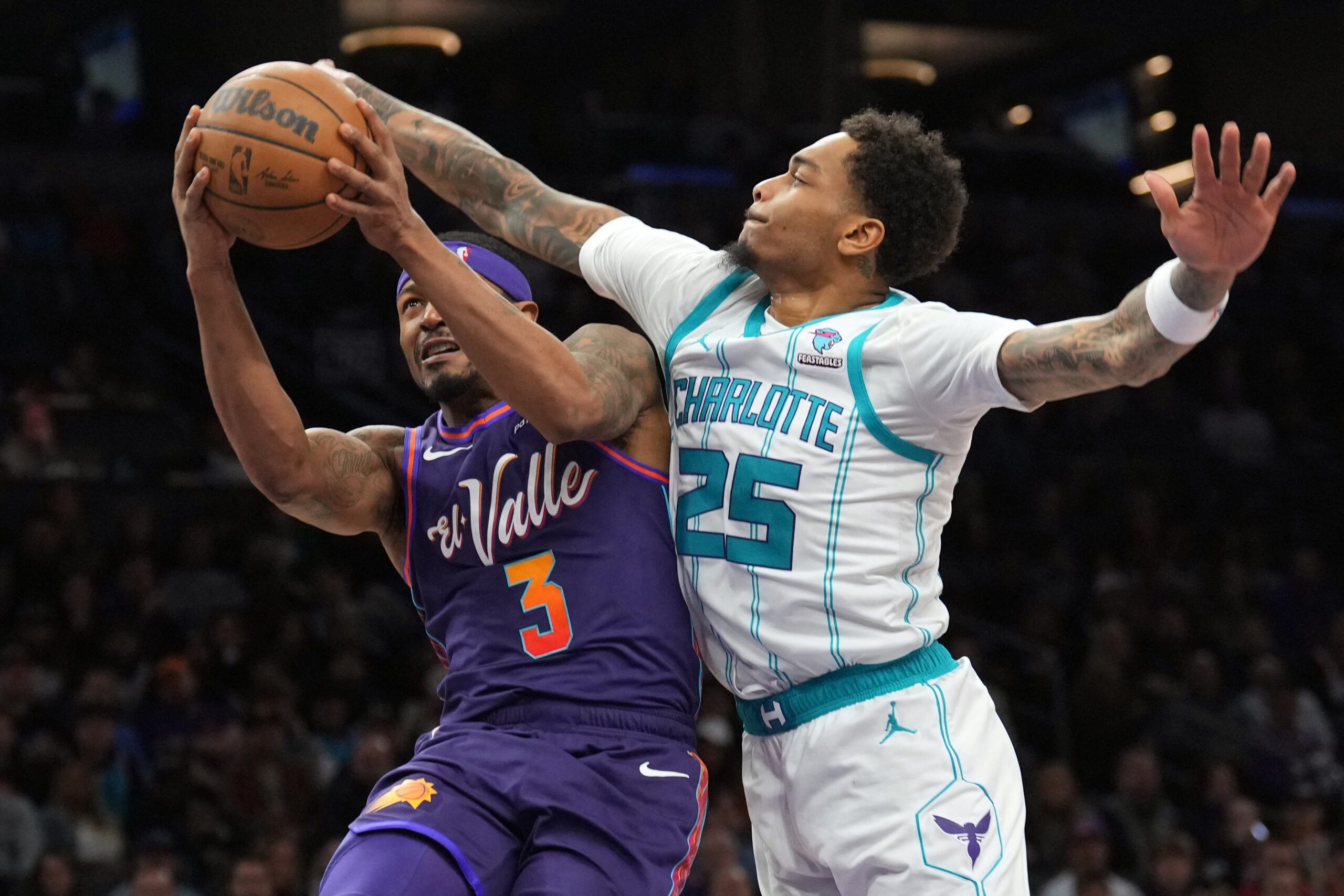 New Suns 'Big 3' nail first win together, rout lowly Hornets