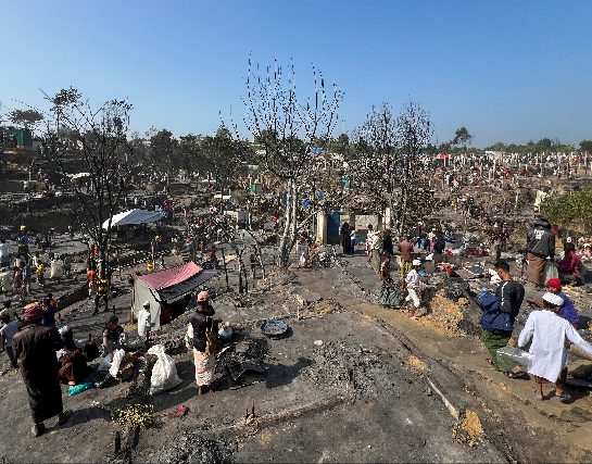 Fire leaves nearly 7,000 Rohingya homeless in Bangladesh camp