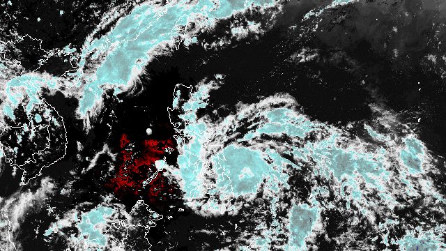 Tropical Depression Aghon slightly intensifies offshore