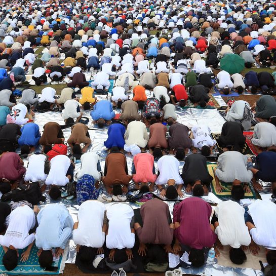 IN PHOTOS: Muslims gather for morning prayers in observance of Eid’l Adha