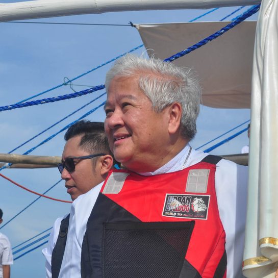 WATCH: A Catholic archbishop sails West Philippine Sea to pray for China