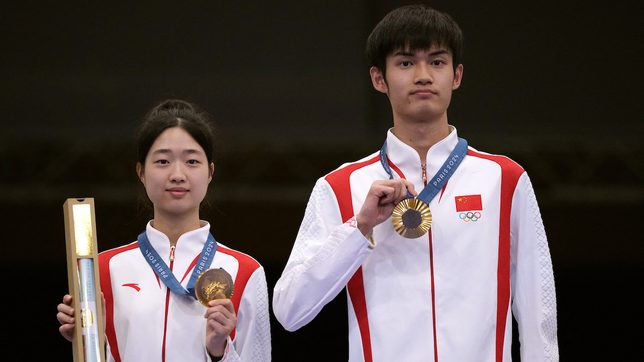 China’s shooting duo wins 1st gold of Paris Olympics