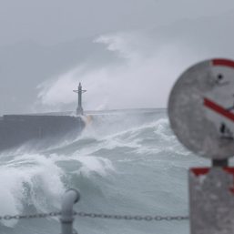 Typhoon Gaemi strengthens as it nears Taiwan, work halted, 1 dead