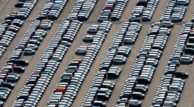Investors Sue Volkswagen Over Emissions Cheating Scandal 3247