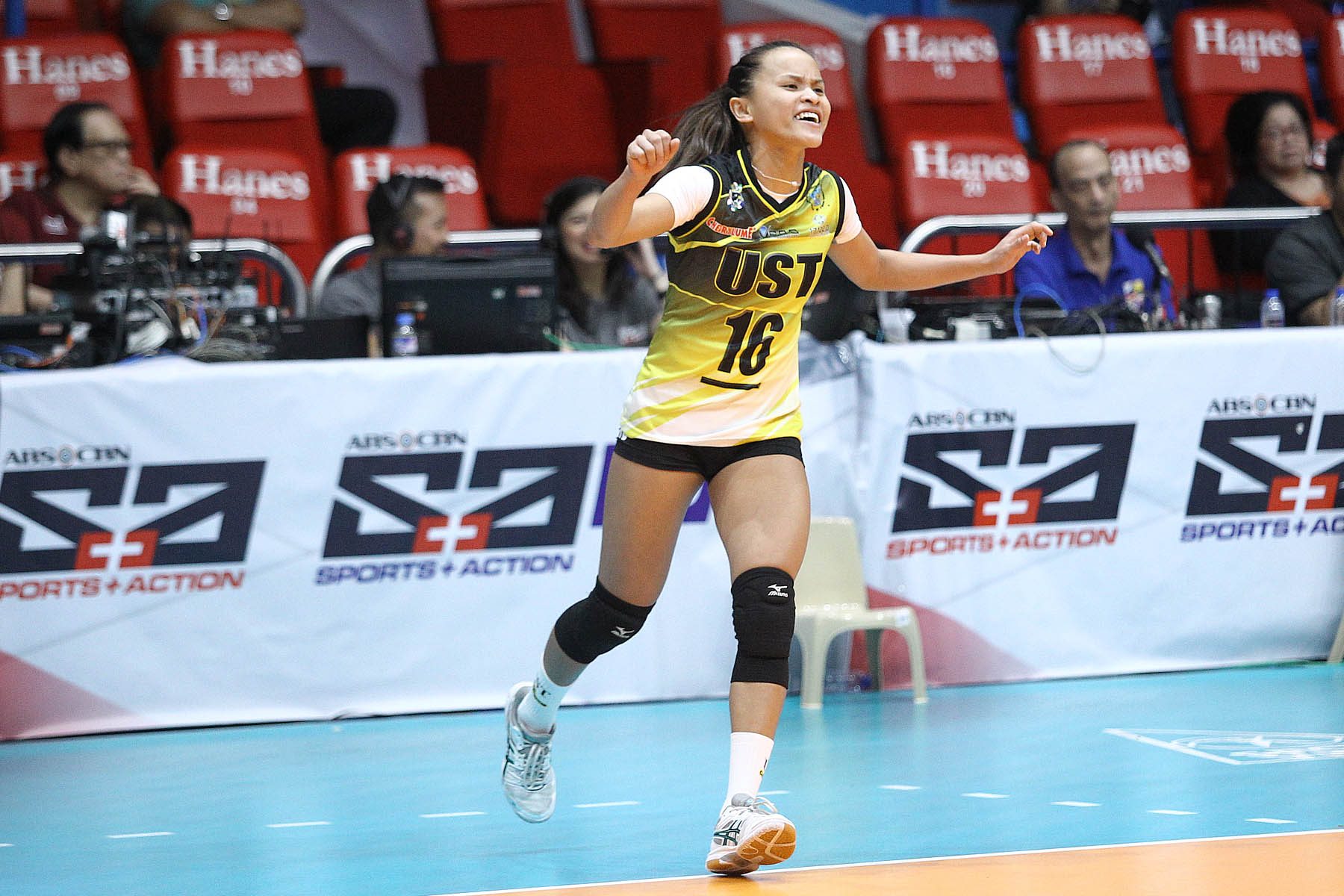 UST’s Sisi Rondina draws inspiration from reunion with OFW mom