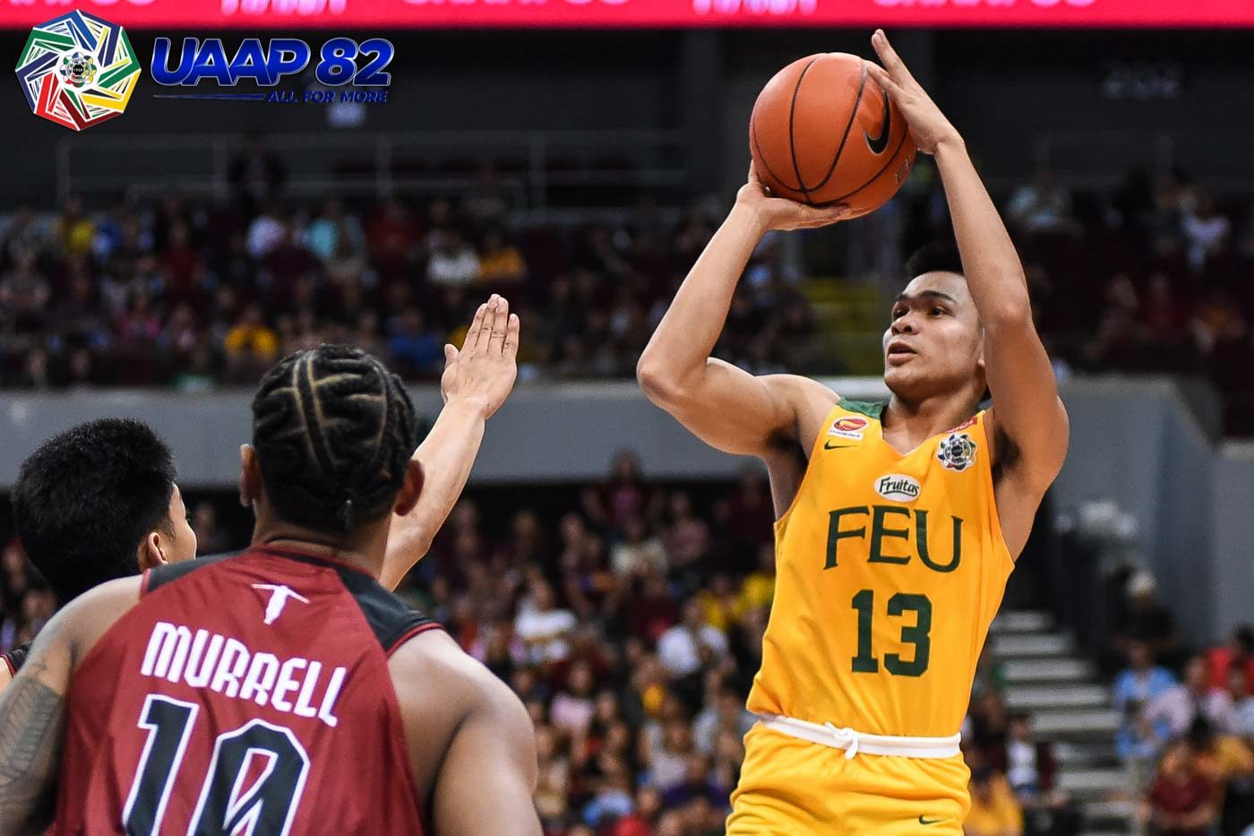 TAKE CHARGE. FEU guard L-Jay Gonzales puts his imprint in the game with a career-high 17 points, to go with 12 boards, and 6 assists. Photo release   