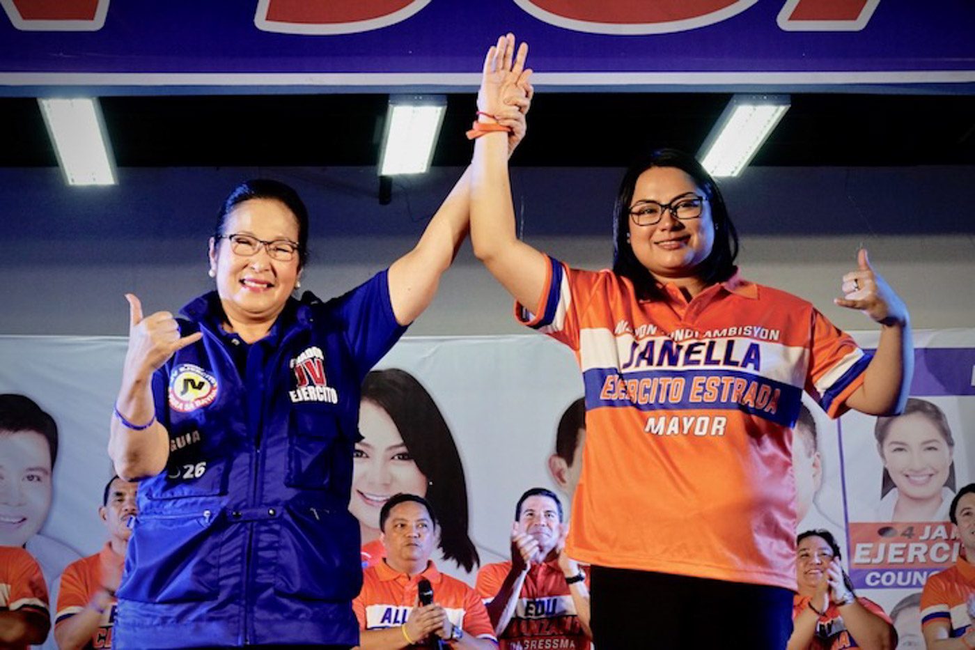 PASSING THE POSITION. Guia Gomez, 3-term mayor of San Juan City, endorses her step-granddaughter Janella Ejercito Estrada to be her successor at the Team One San Juan proclamation rally at the Plaza ng Masa on March 30. Photo by Rambo Talabong/Rappler 