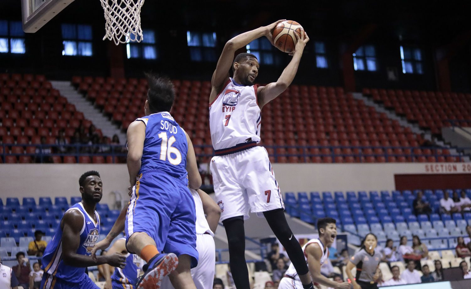 Columbian Dyip drives past NLEX by 20 points