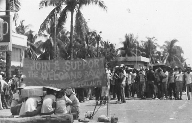 PROTEST. Thousands protest militarization under the late dictator Ferdinand Marcos in Escalante. Photo from Bantayog ng mga Bayani website  