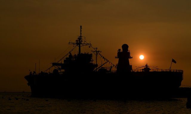 Top U.S. Navy officers face probe over orgies in Manila, pricey meals in HK