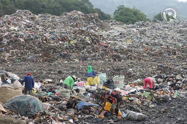 TERBUKA UNTUK ELEMEN.  Ini adalah tempat pembuangan sampah terbuka di Olongapo, Zambales.  Foto oleh Randy Datu/Rappler 