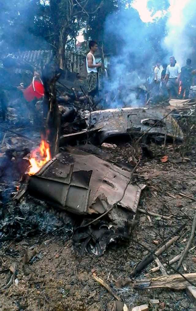 16 dead, 5 injured in Vietnam helicopter crash