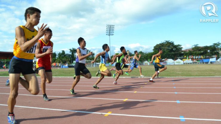 Lari 100 meter putra tingkat kedua.  Foto oleh Lance Aquino/Rappler