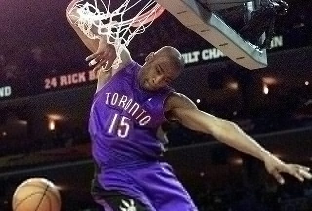 VINCE CARTER OFFERS SCHOLARSHIPS TO YOUNG STUDENTS OF TORONTO
