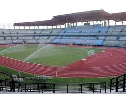 Stadion Gelora Bung Tomo. Foto oleh Wikipedia 
