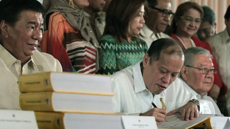 Aquino menandatangani anggaran tahun 2015 sebesar P2,6 triliun