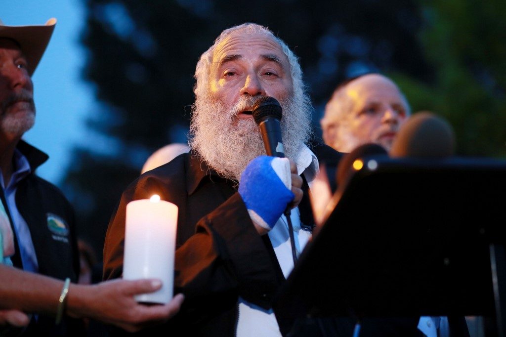 ‘Evil will never prevail:’ U.S. rabbi hails synagogue shooting heroes