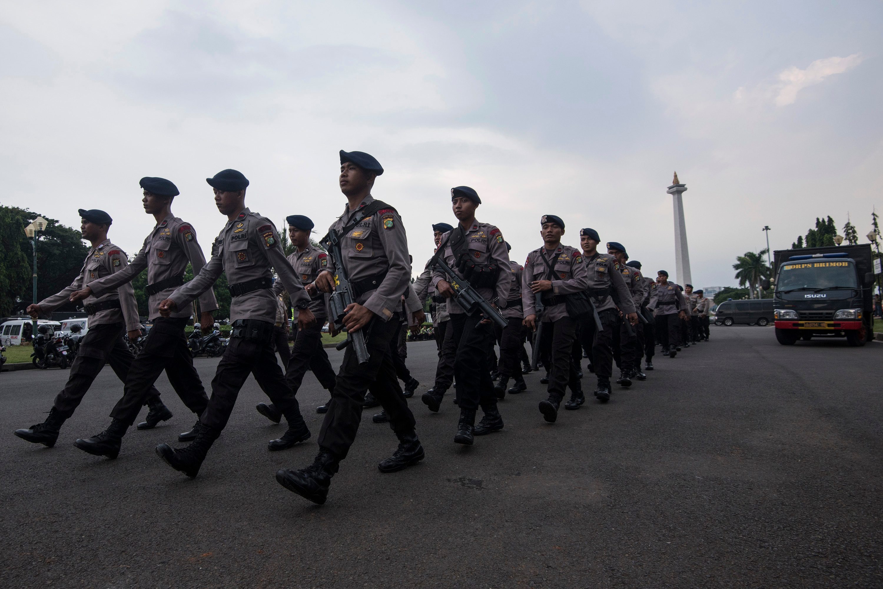 Sebanyak 5.630 personel Brimob diperbantukan ke Jakarta untuk meningkatkan pengamanan ibu kota menyusul rencana aksi demonstrasi pada 4 November 2016. Foto oleh Sigid Kurniawan/Antara 