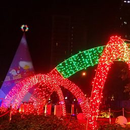 LOOK: There’s a giant Christmas tree and light extravaganza in Alabang!