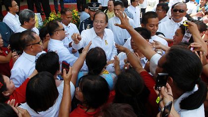 Penurunan peringkat kepercayaan untuk PNoy, pejabat tinggi