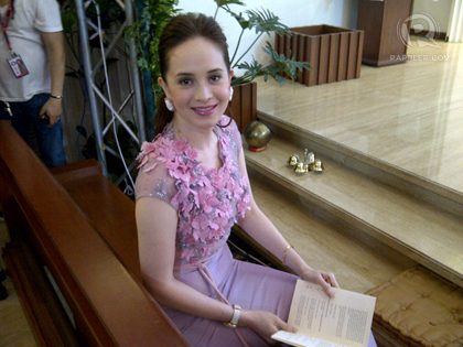 READER. Leyte Rep. and TV personality Lucy Torres-Gomez was one of the readers at the wedding ceremony. The others were broadcaster Karen Davila and Therese Badoy. Photo by Alvin Lao